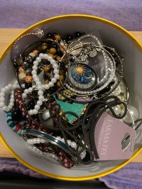 Mixed Jewelry Bundle Lot